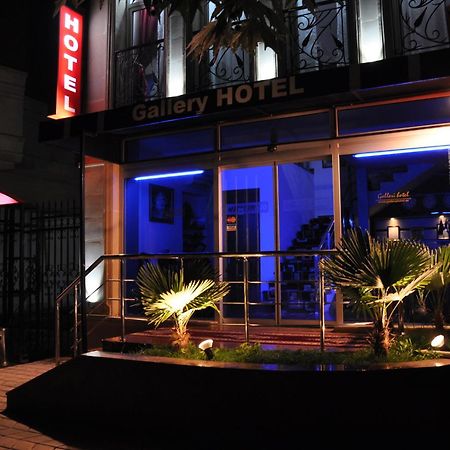 Gallery Hotel Bakoe Buitenkant foto